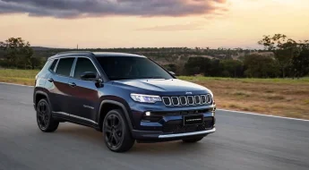 Jeep Compass Sport 2