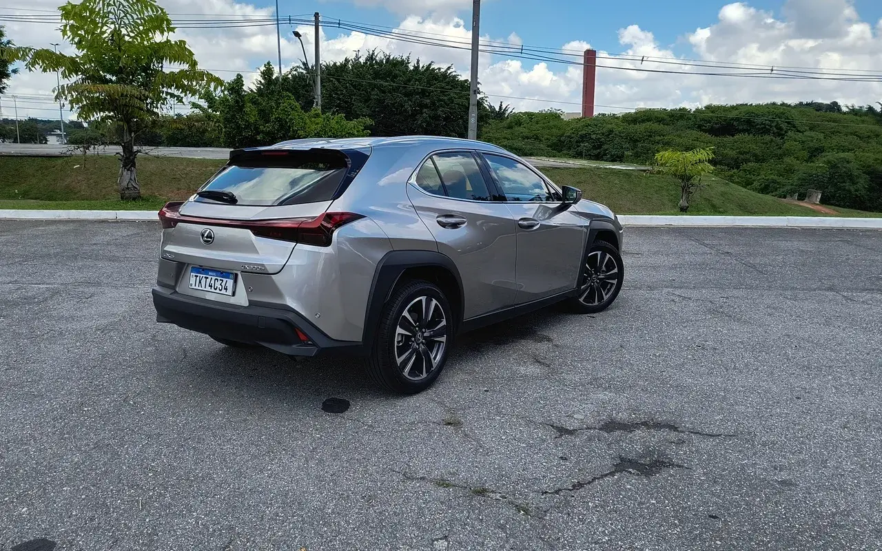 Lexus Ux 300h (13)